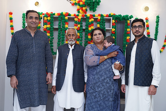 Fayyaz Mehndi 00141