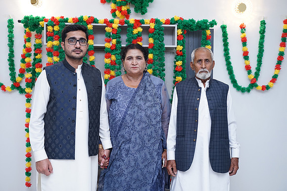Fayyaz Mehndi 00150