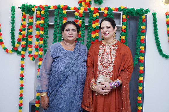 Fayyaz Mehndi 00157