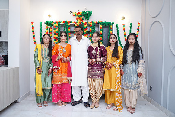 Fayyaz Mehndi 00194