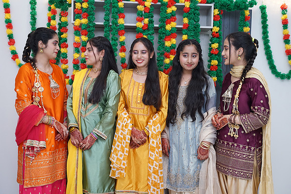 Fayyaz Mehndi 00198