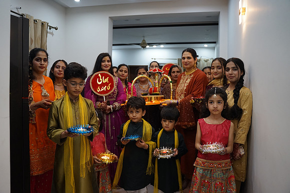 Fayyaz Mehndi 00275