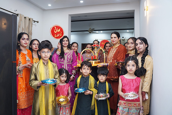Fayyaz Mehndi 00279