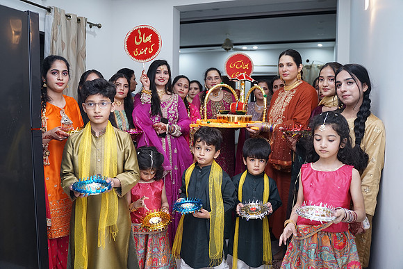 Fayyaz Mehndi 00281