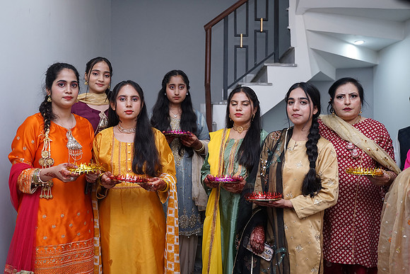 Fayyaz Mehndi 00292