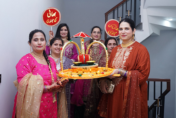 Fayyaz Mehndi 00296