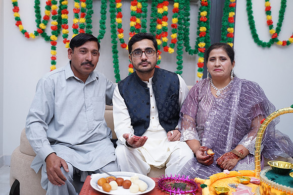Fayyaz Mehndi 00354