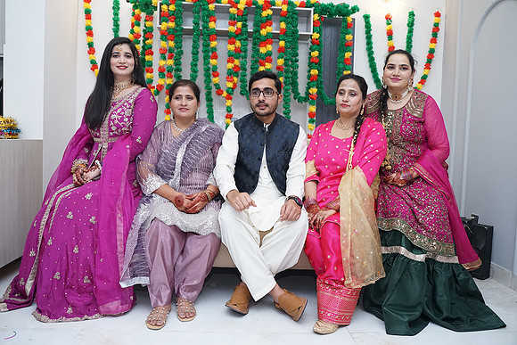 Fayyaz Mehndi 00393