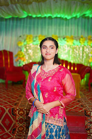 Mehran & Zikra Mehndi 00016