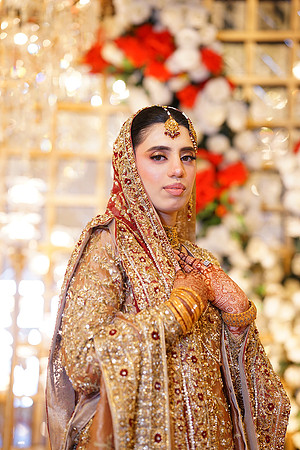 Sharjeel & Momina Barat 00055