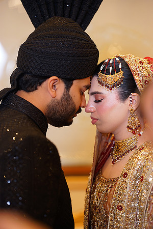 Sharjeel & Momina Barat 00093