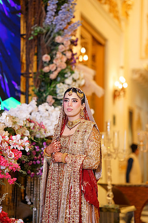 Sharjeel & Momina Barat 00155