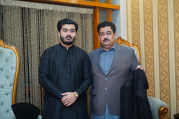 Sharjeel & Momina Barat 00167