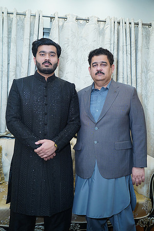 Sharjeel & Momina Barat 00174