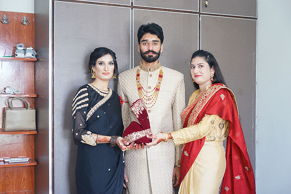Ajmal & Faiza Barat 00002