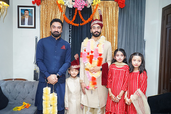 Ajmal & Faiza Barat 00018