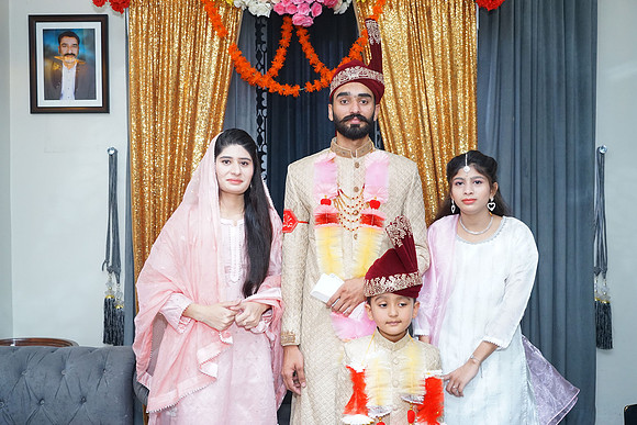 Ajmal & Faiza Barat 00043