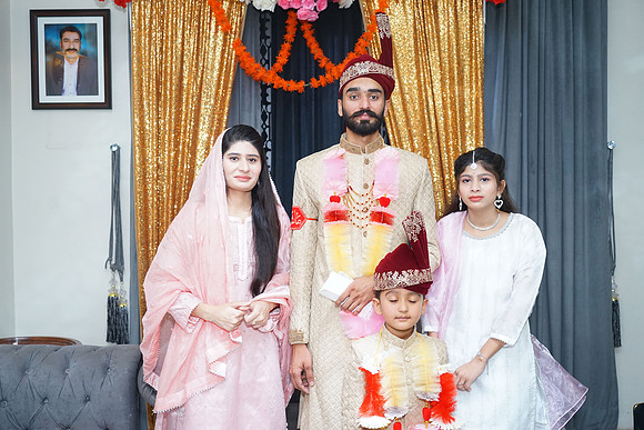 Ajmal & Faiza Barat 00044