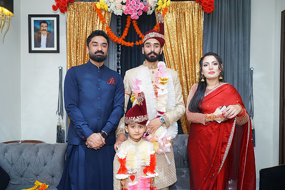 Ajmal & Faiza Barat 00046