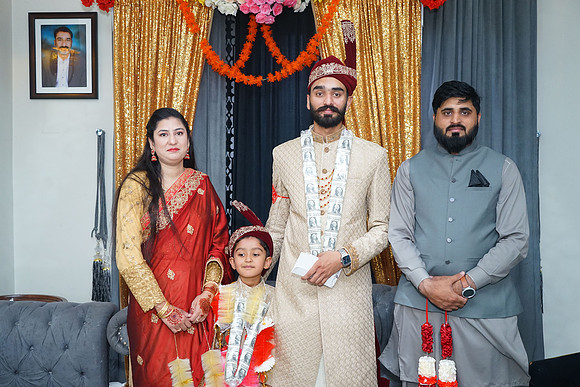 Ajmal & Faiza Barat 00060