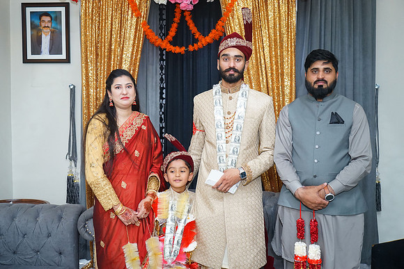Ajmal & Faiza Barat 00061