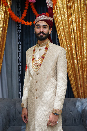 Ajmal & Faiza Barat 00067