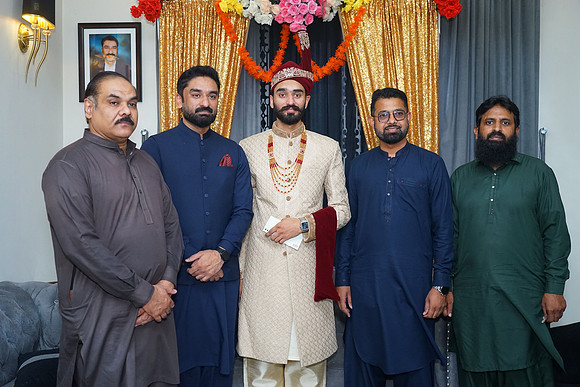 Ajmal & Faiza Barat 00079