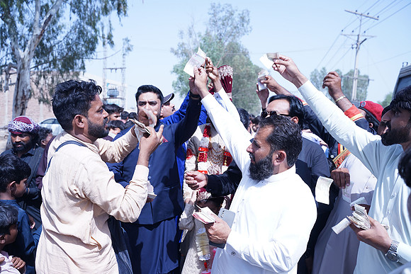 Ajmal & Faiza Barat 00095