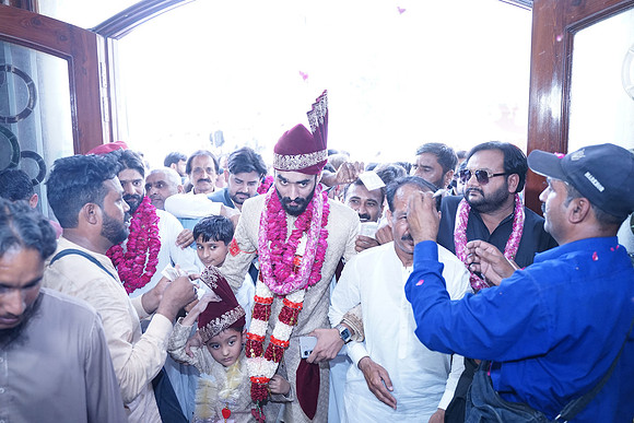 Ajmal & Faiza Barat 00111