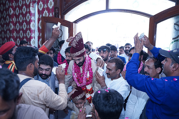Ajmal & Faiza Barat 00113