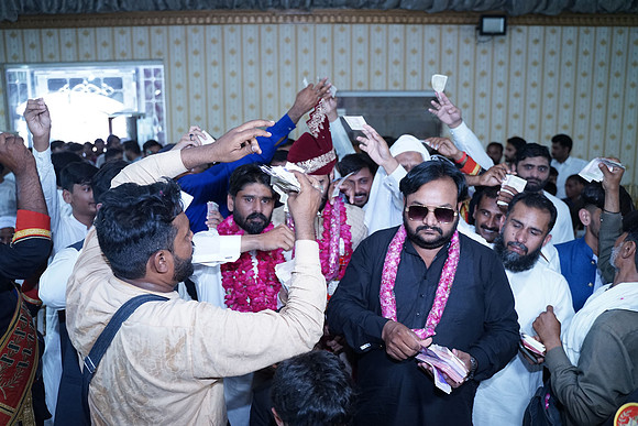 Ajmal & Faiza Barat 00119