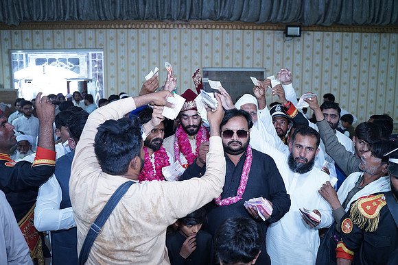 Ajmal & Faiza Barat 00120