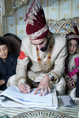 Ajmal & Faiza Barat 00126
