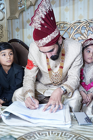 Ajmal & Faiza Barat 00127