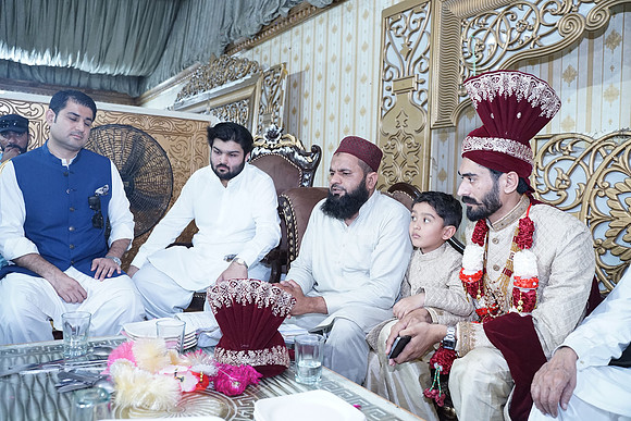 Ajmal & Faiza Barat 00155