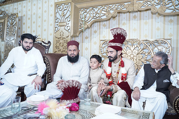 Ajmal & Faiza Barat 00157