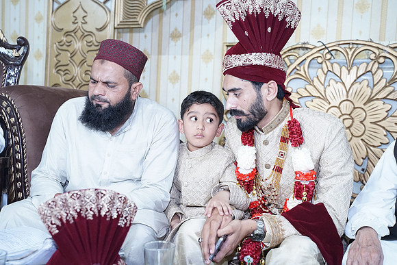Ajmal & Faiza Barat 00158