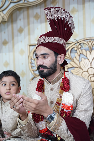 Ajmal & Faiza Barat 00162