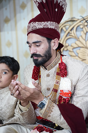 Ajmal & Faiza Barat 00173