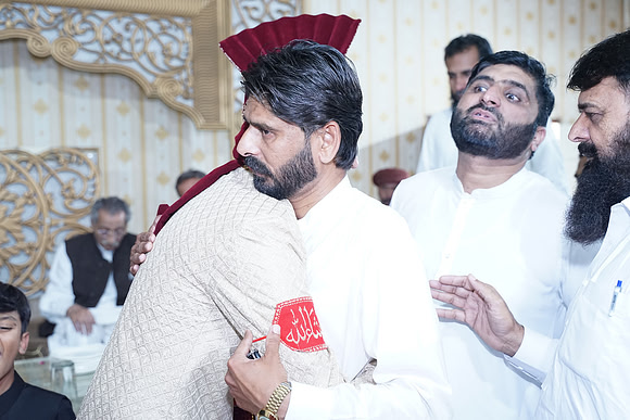 Ajmal & Faiza Barat 00182