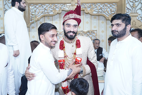 Ajmal & Faiza Barat 00183