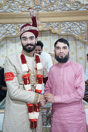 Ajmal & Faiza Barat 00192