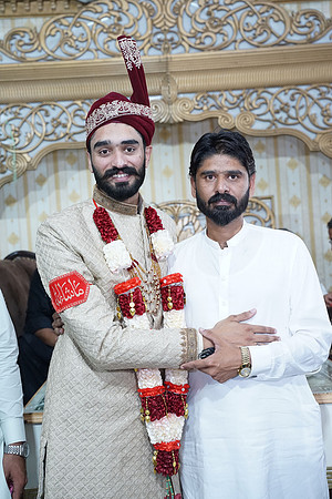 Ajmal & Faiza Barat 00198