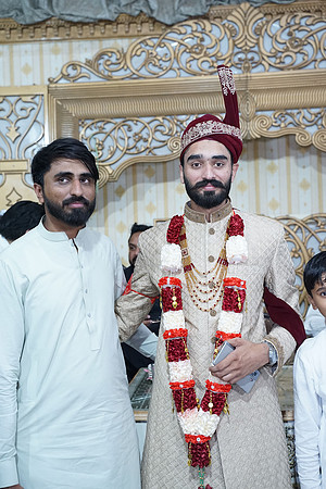 Ajmal & Faiza Barat 00199