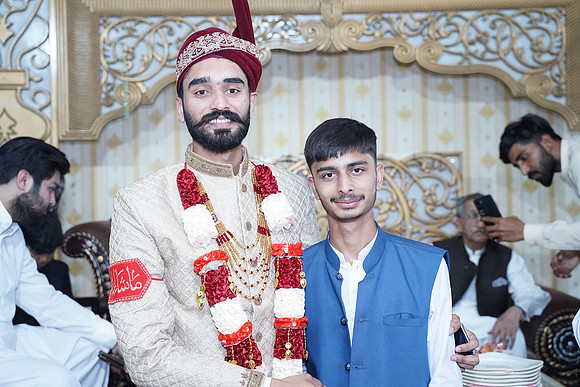 Ajmal & Faiza Barat 00208