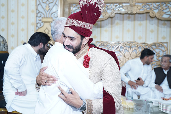 Ajmal & Faiza Barat 00213