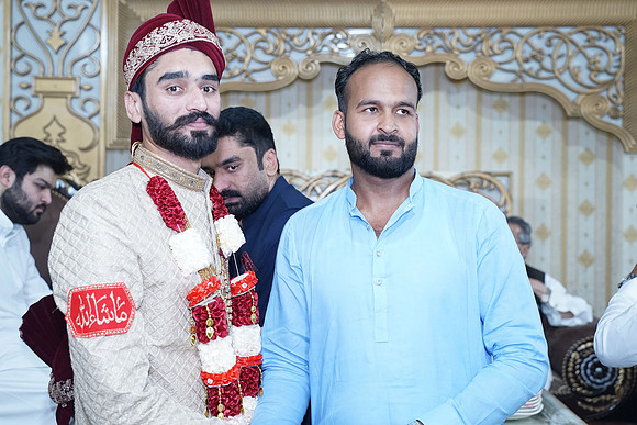 Ajmal & Faiza Barat 00225