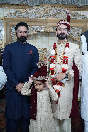 Ajmal & Faiza Barat 00226