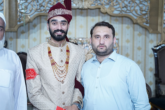 Ajmal & Faiza Barat 00265