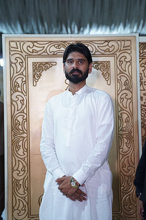 Ajmal & Faiza Barat 00278